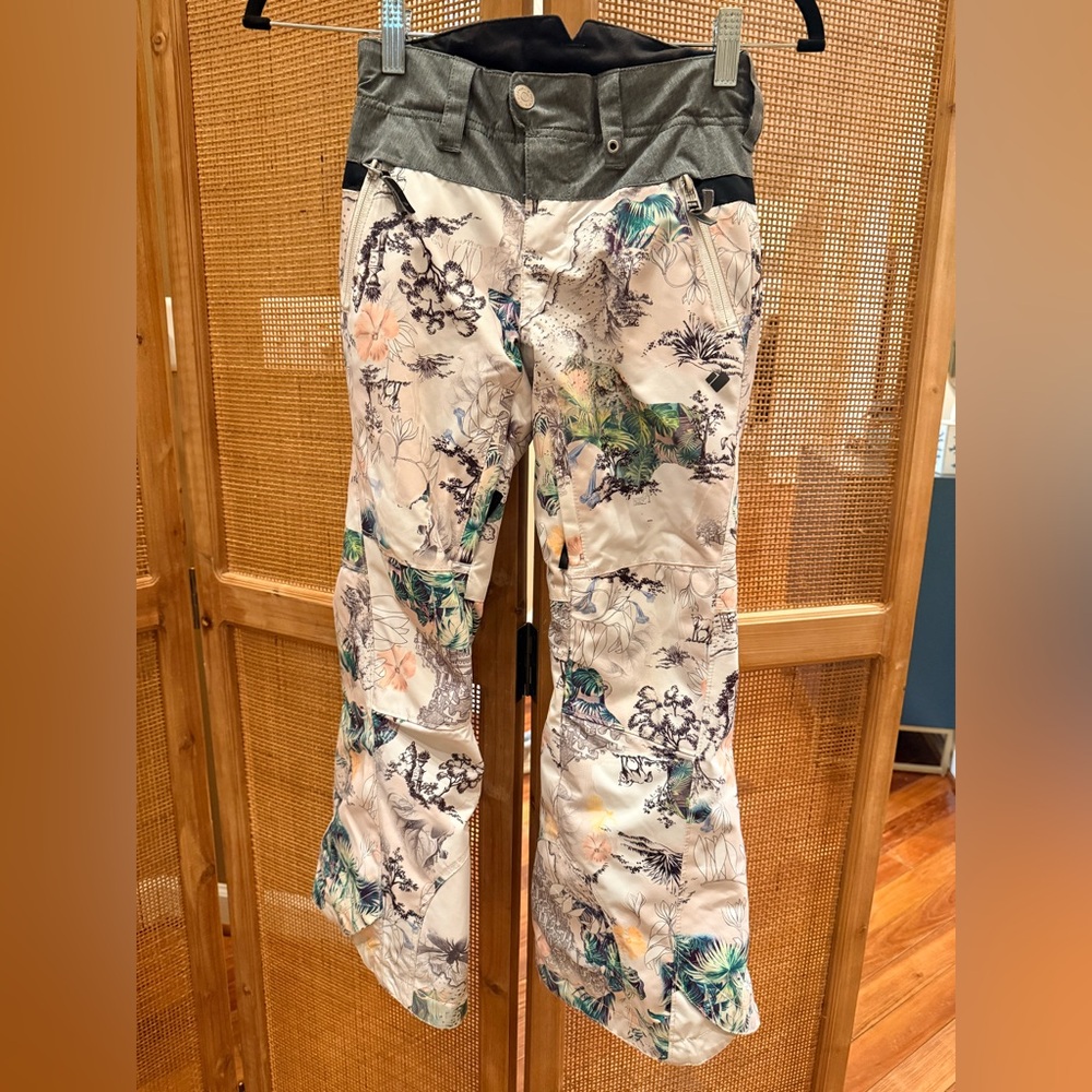 Obermeyer Teen XS Pants with Gray and Multicolor Design